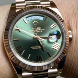万次郎さんのロレックス デイデイト 228235