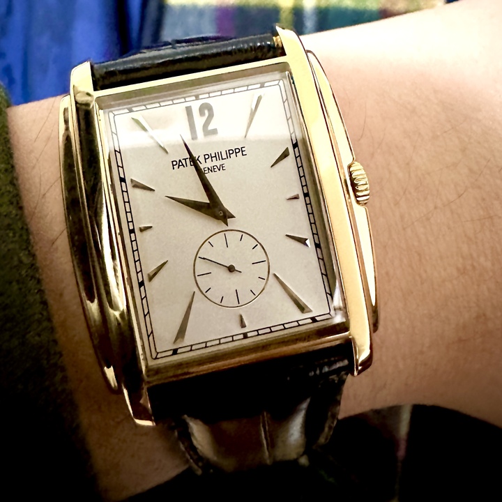 草薙直哉さんのパテックフィリップ ゴンドーロ 5124J-001