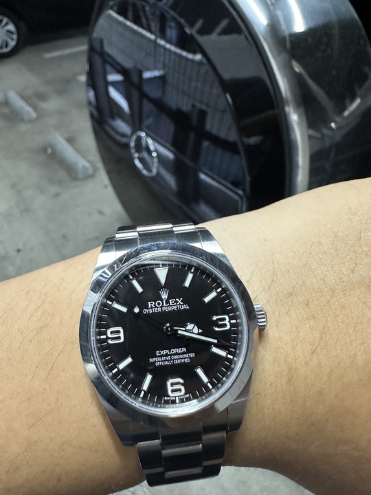 草薙直哉さんのロレックス エクスプローラー 214270 投稿日：2025年11月23日