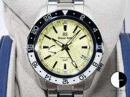 コミット銀座のグランドセイコーを見る