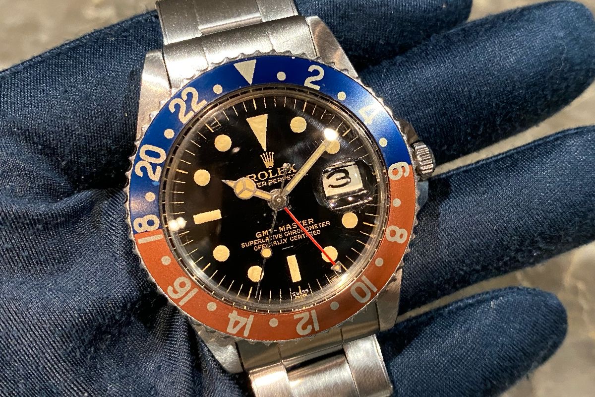 抜群の艶感が魅力！ダブルSWISS＋アンダーライン！ GMTマスター 1675