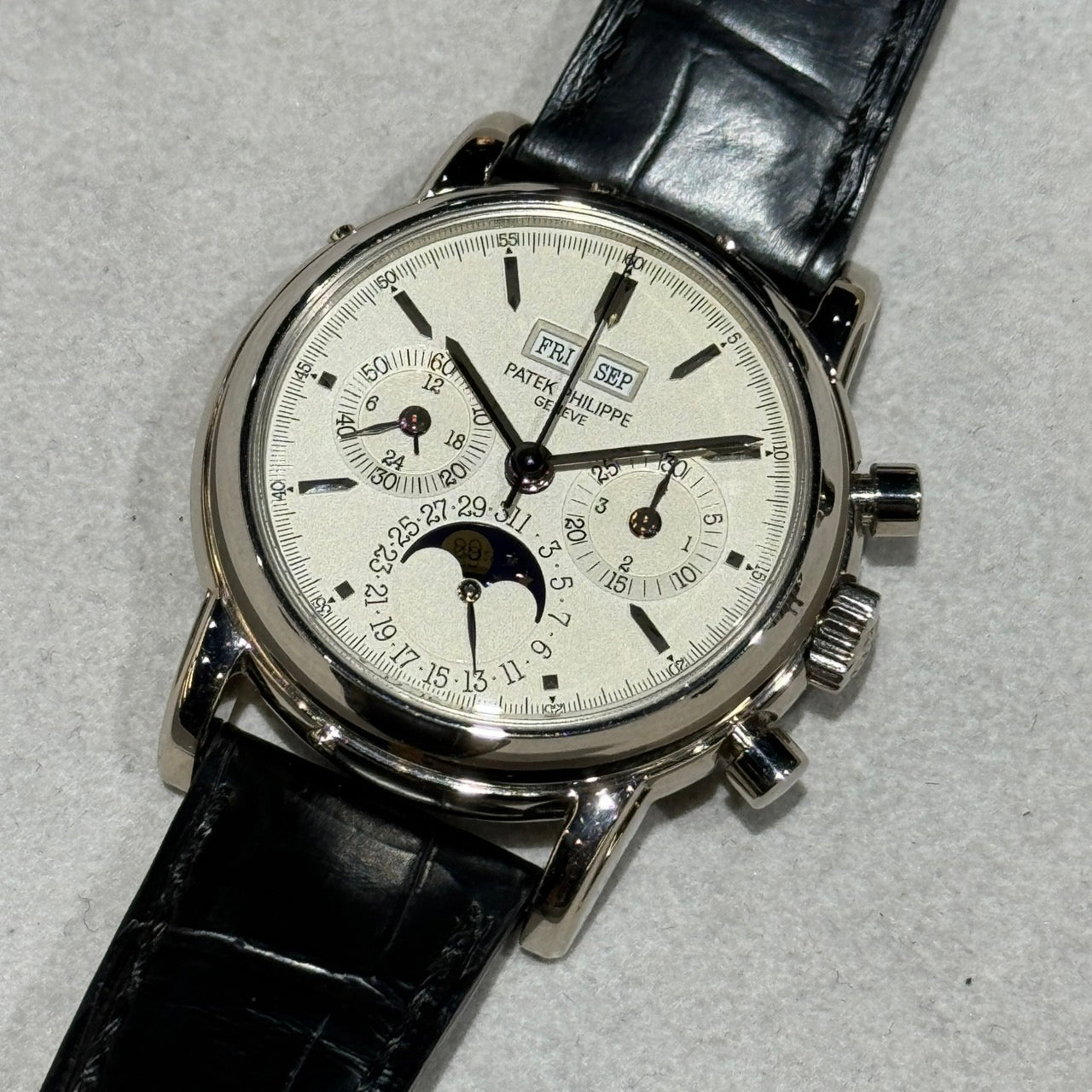 阿部泰治のパテック論 ～第２３０回～ 魅力たっぷりの『パーペチュアルカレンダー クロノグラフ』「Ref.3970EG-001」をご紹介！！