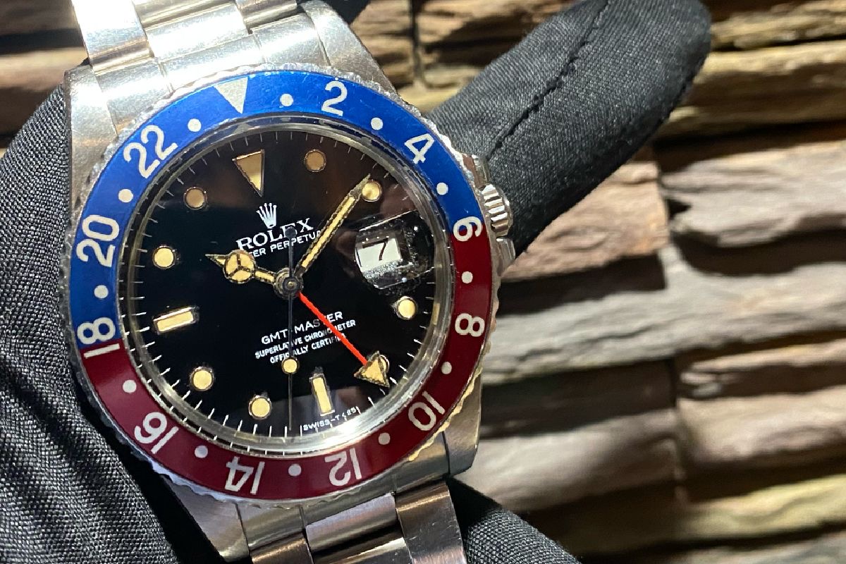 魅力満載！セミヴィンテージ！GMTマスター 16750 フチ有ダイヤル 83年