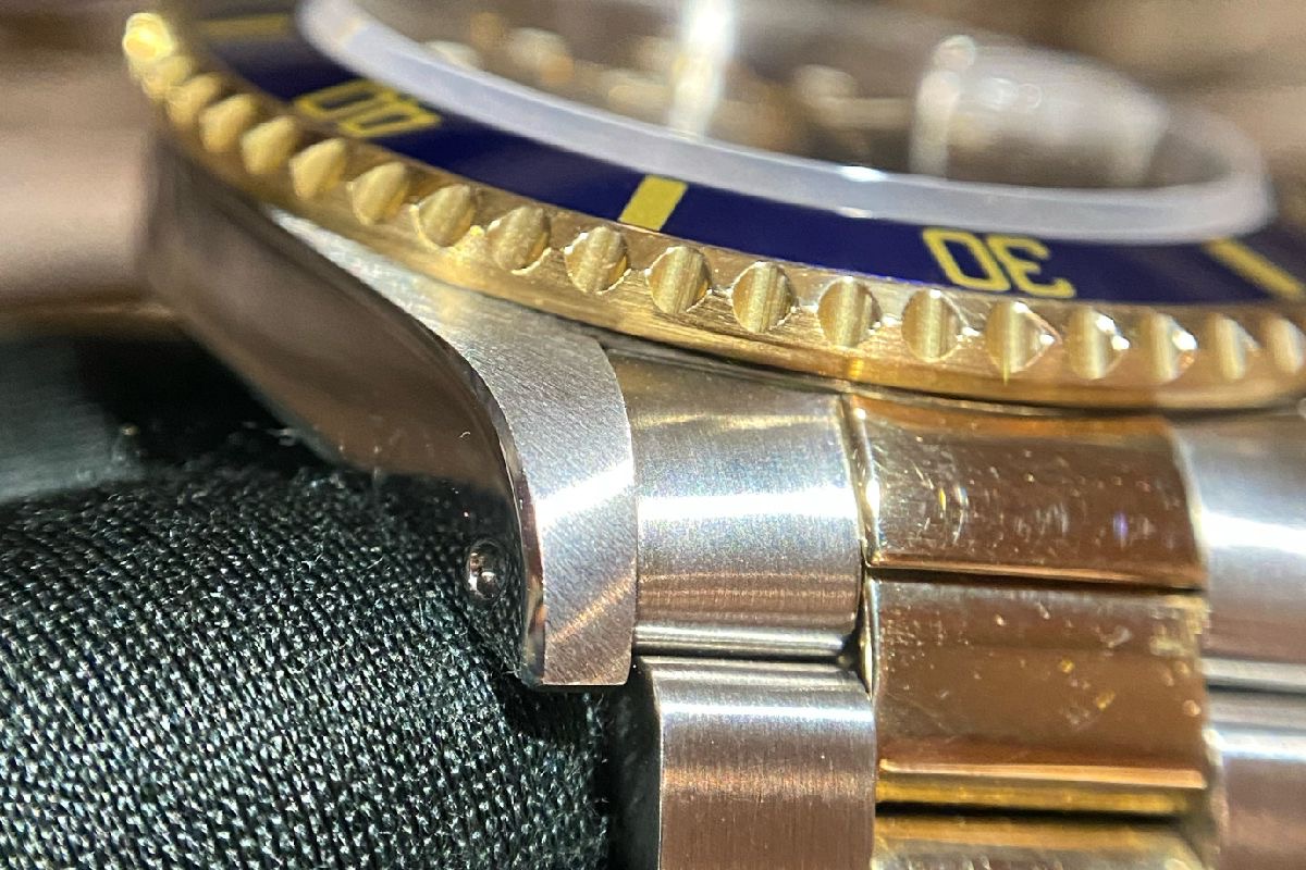 優良個体！強烈バイオレットダイヤル！ロレックス 青サブマリーナー