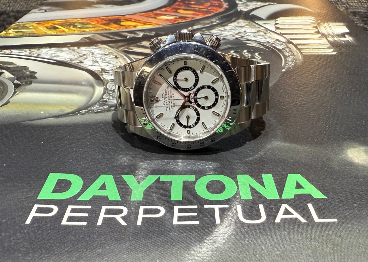 16520 デイトナ ロレックス