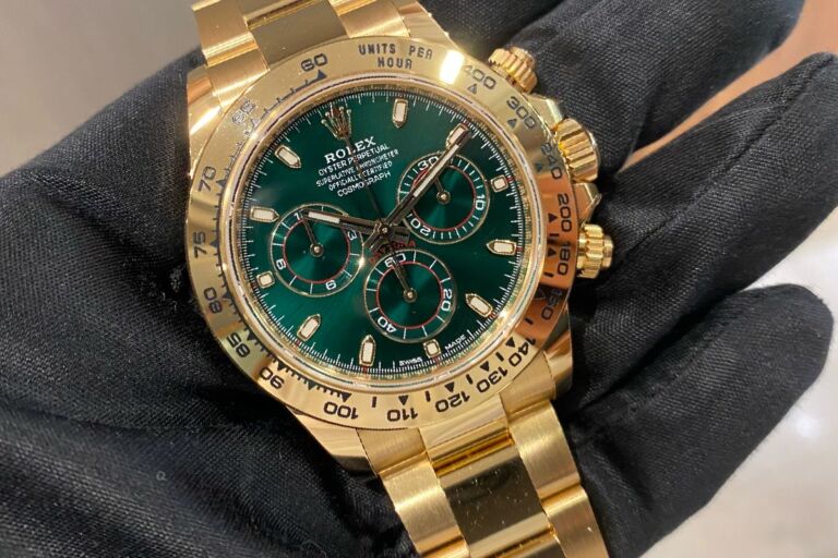 希少！金無垢グリーンデイトナ！ 116508 2019年 未使用品 のご紹介