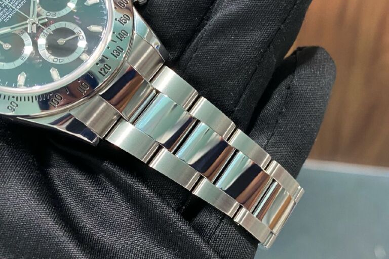 魅力の ROLEX 鏡面バックル 極美品 付属品完備 貴重品 ロレックス デイトナ 116520 腕時計(アナログ) 