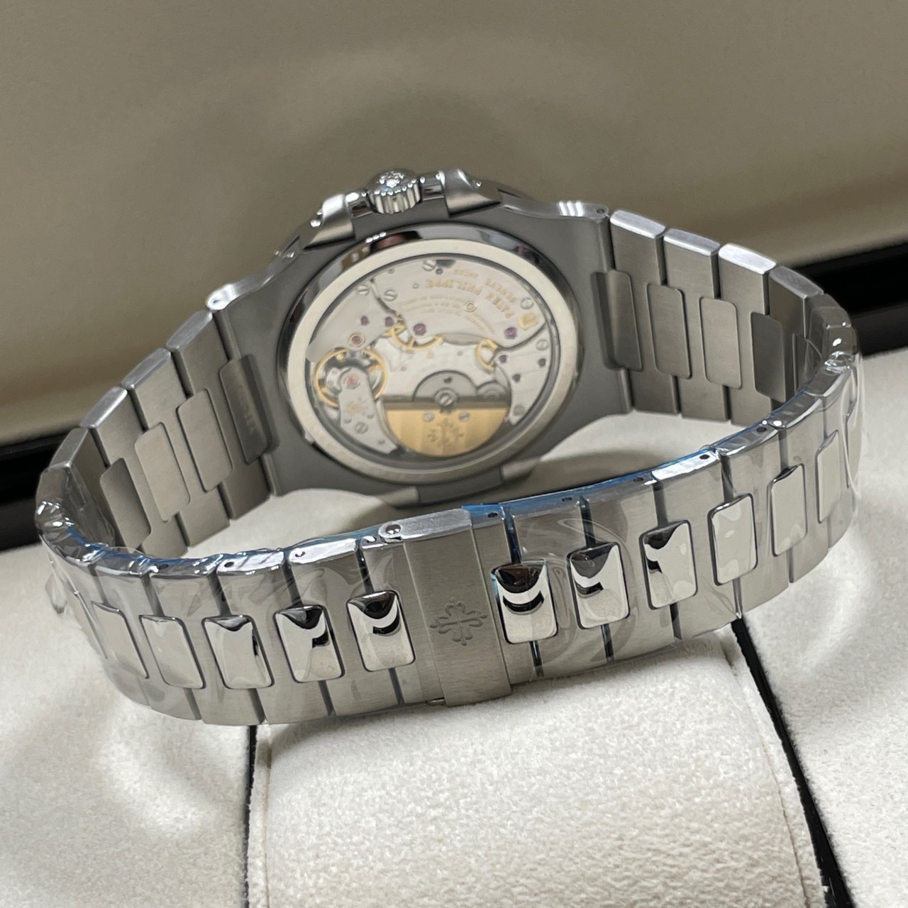 阿部泰治のパテック論 ～第６７回～ 「Ref.5712/1A-001」 ノーチラス プチコンプリケーション TIFFANY&CO.